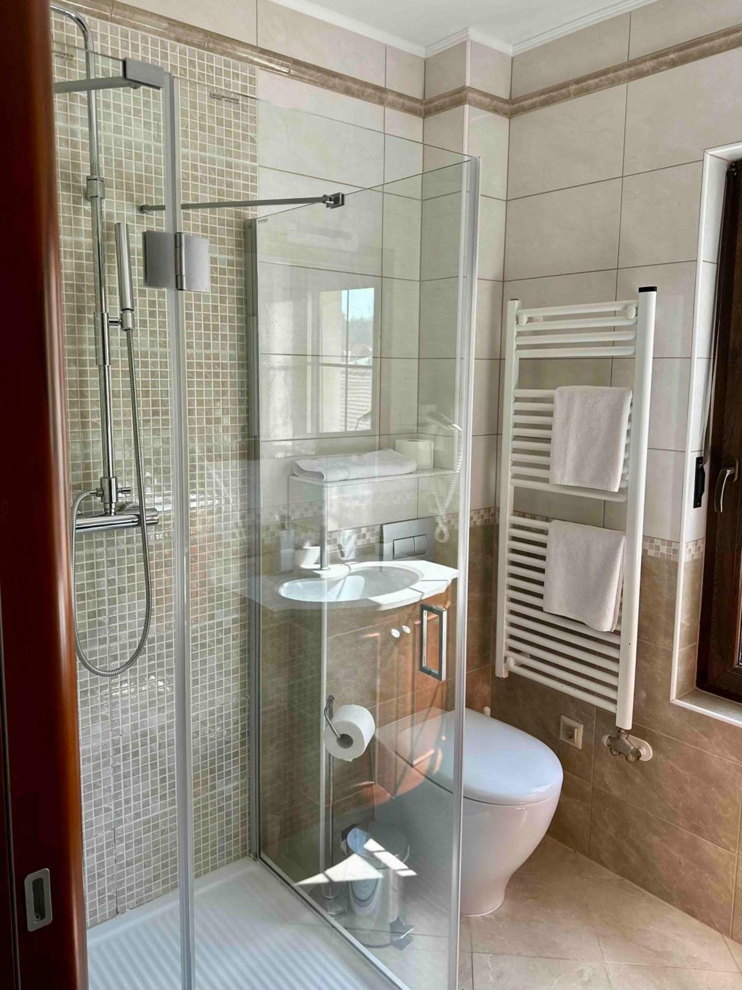 Szent Gyoergy Villa Apartmanhaz Hévíz Εξωτερικό φωτογραφία